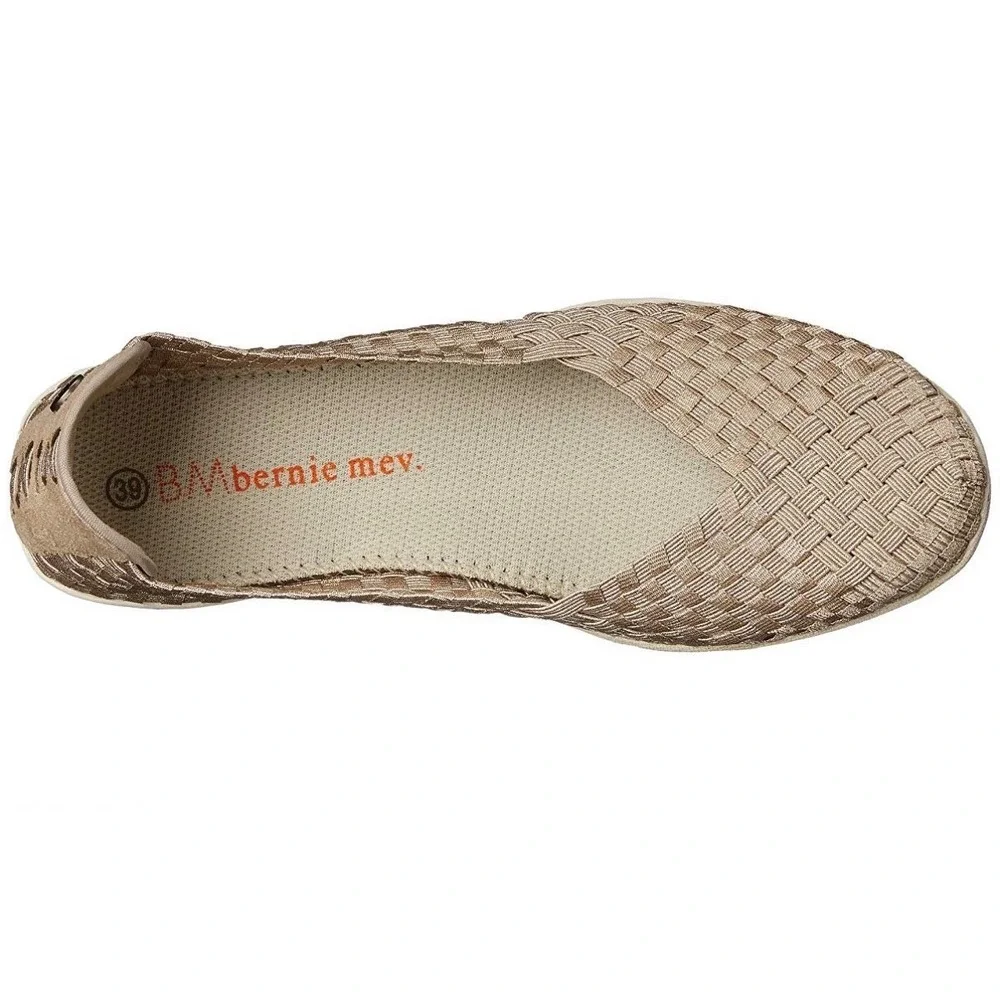Bernie Mev Catwalk Kids Light Gold Woven Elastic Memory Foam Flats Size 35 NEW